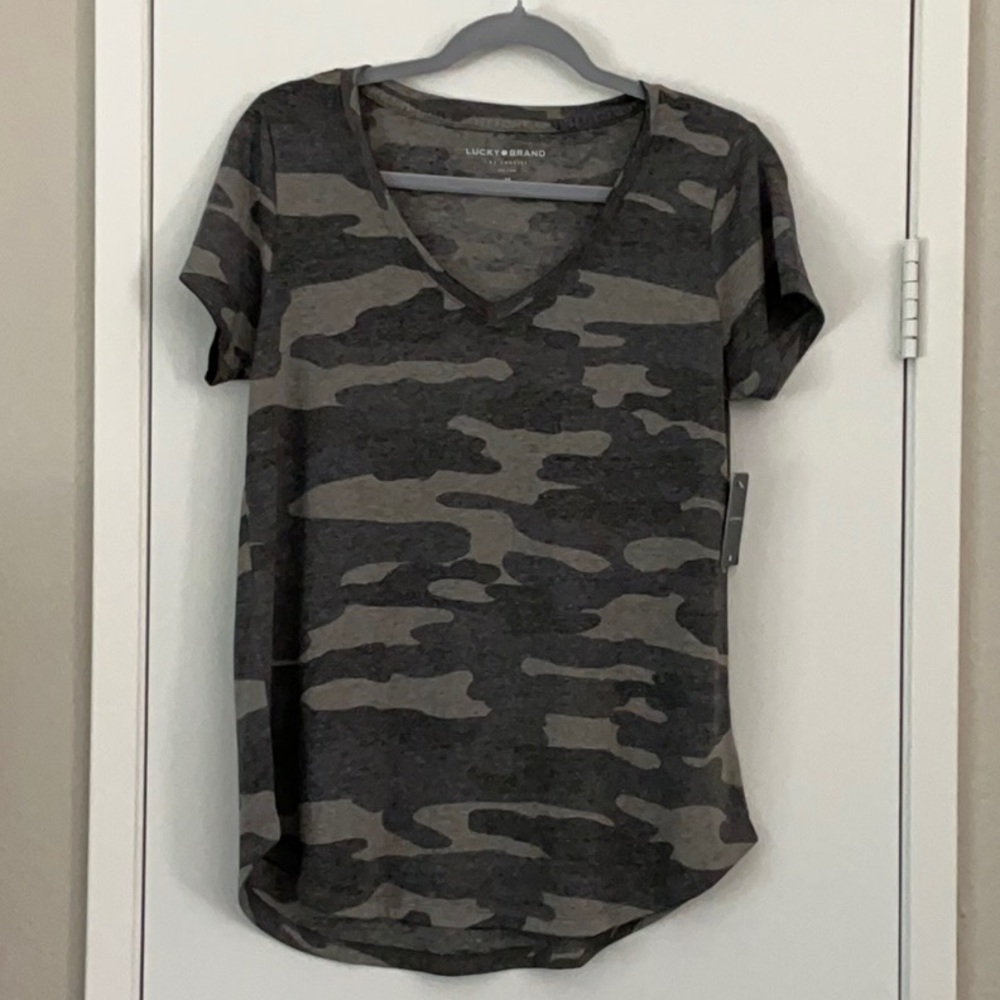 Lucky Brand camo burnout Tee Sz M NWT